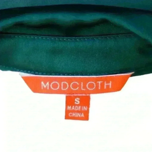 Modcloth Green Pleated Button Front A-Line Chiffon Knee Length Dress Size Small - Picture 4 of 8